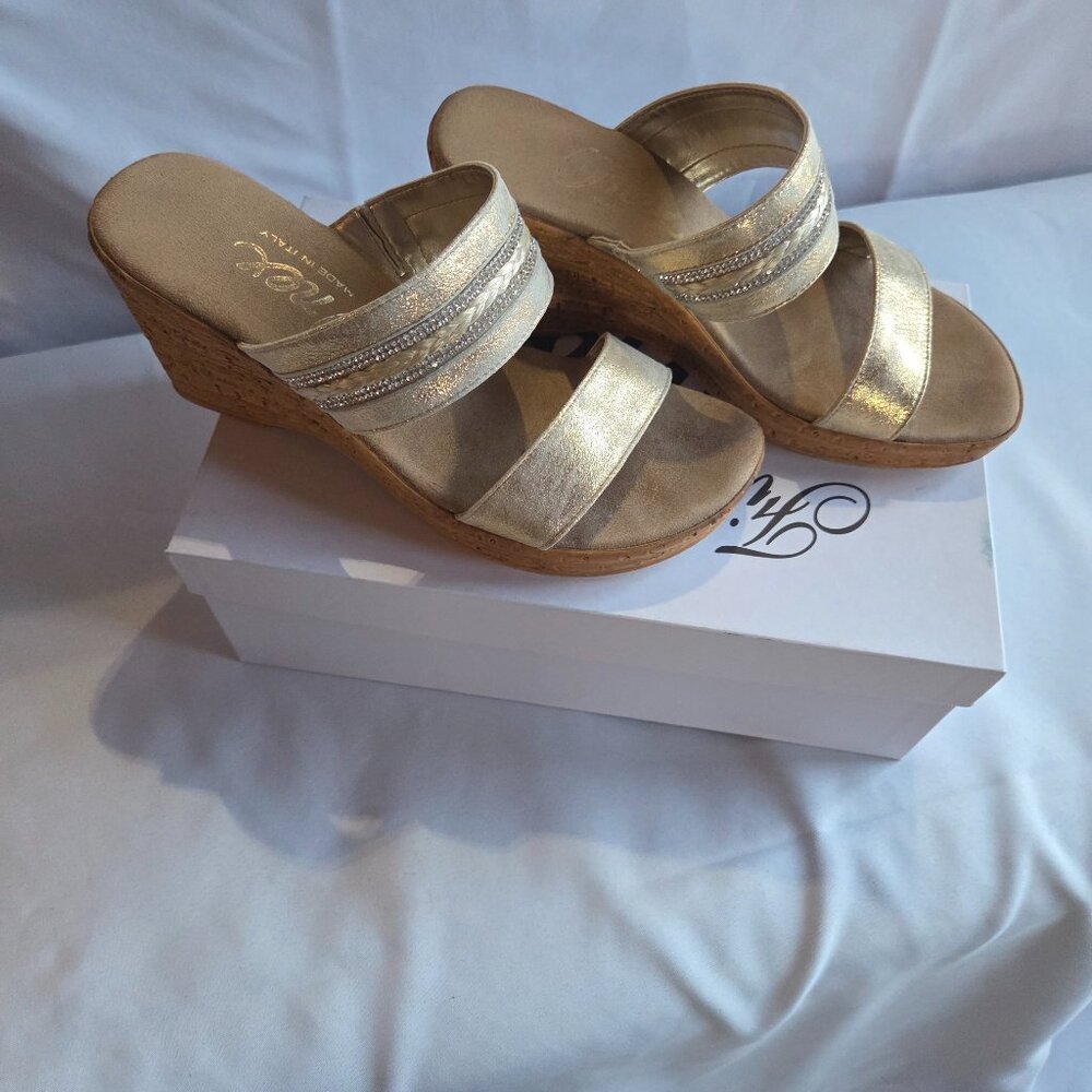 Onex Amellia-S Platinum Wedge Sandals - Made in Italy - Size 8